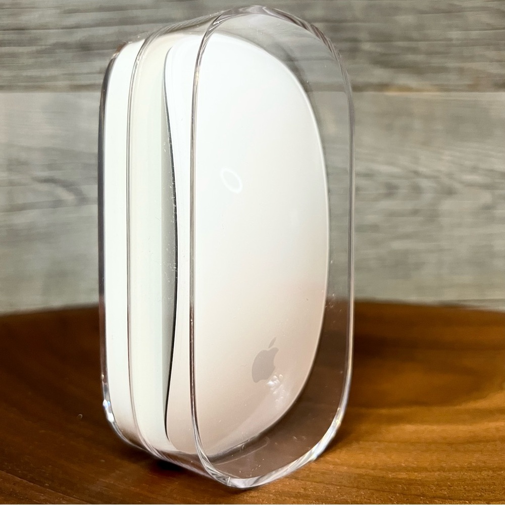NWT 🆕🍏Apple Wireless Multi-touch MAGIC Mouse, A1296 (MB829LLA)🍎🖱️